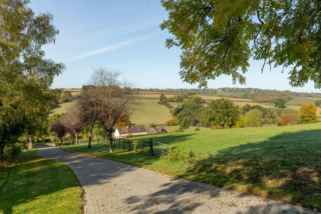 Beautiful Cottage With Stunning Views In Box Box  Exterior photo